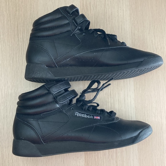 Women’ Reebok Classic Freestyle High Top Tennis Shoes, Black, Size 7 1/2, 7.5 - Picture 2 of 9